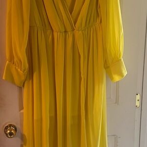 Miss Avenue Yellow Long-Sleeve V-Neck Maxi Dress
